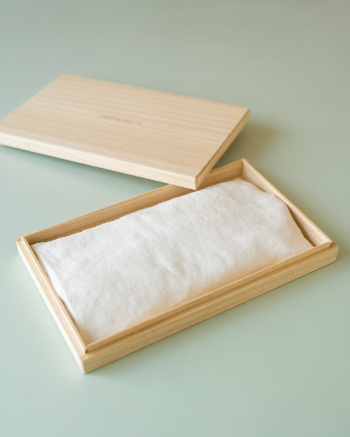 ハーモニティー　ブレインレスト　アーユルヴェーダ　岩塩枕　疲労回復　新品 ハーモニティー ブレインレスト アーユルヴェーダ 岩塩枕 疲労